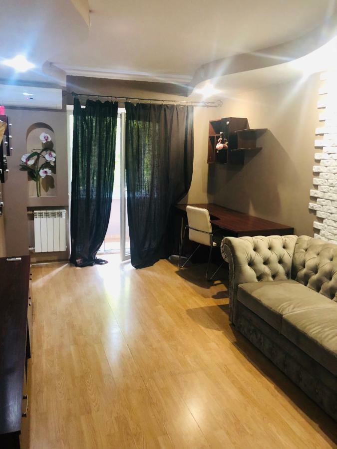 Adventure Apartment Kiev Ngoại thất bức ảnh